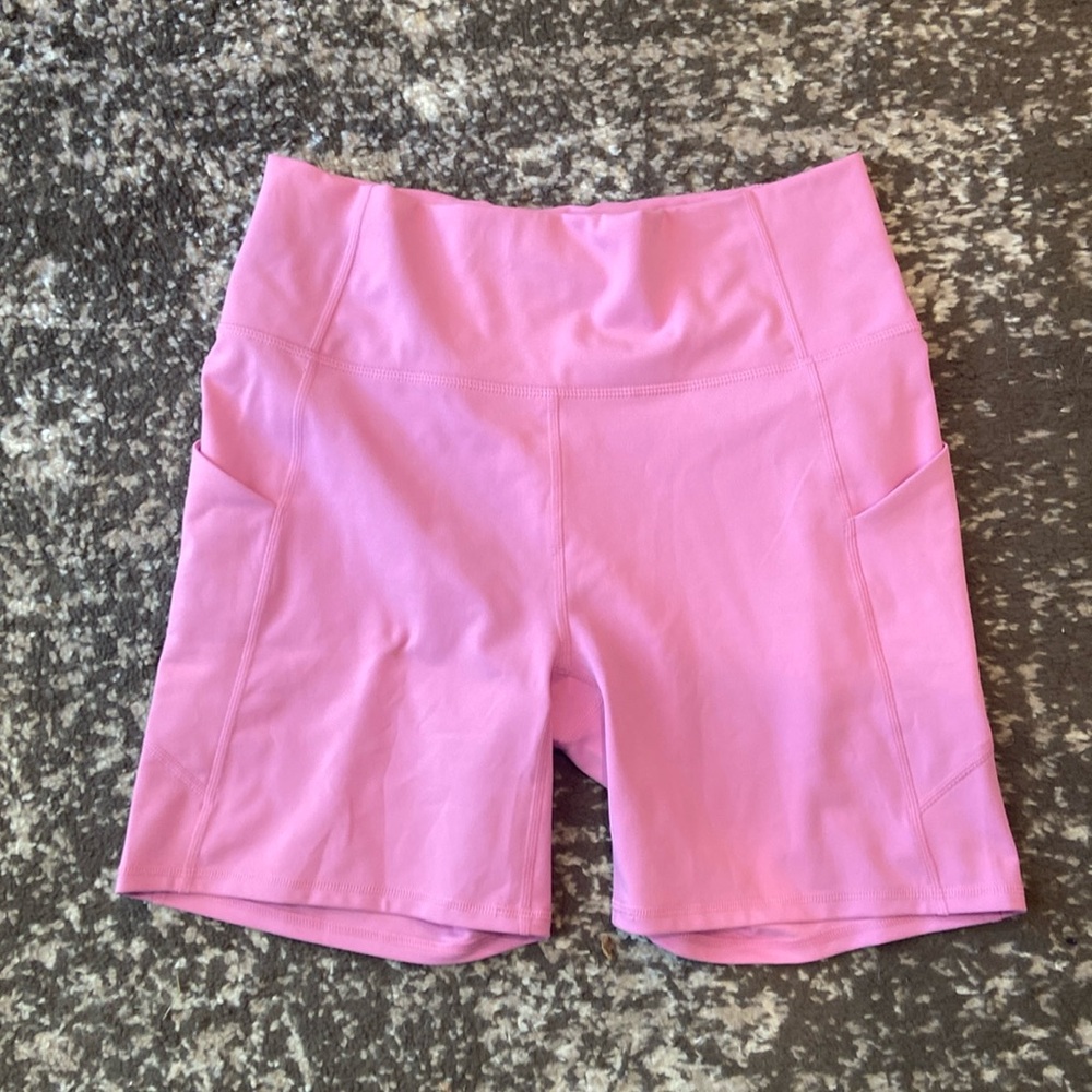 Fabletics Oasis High Waisted Bike Short NWOT